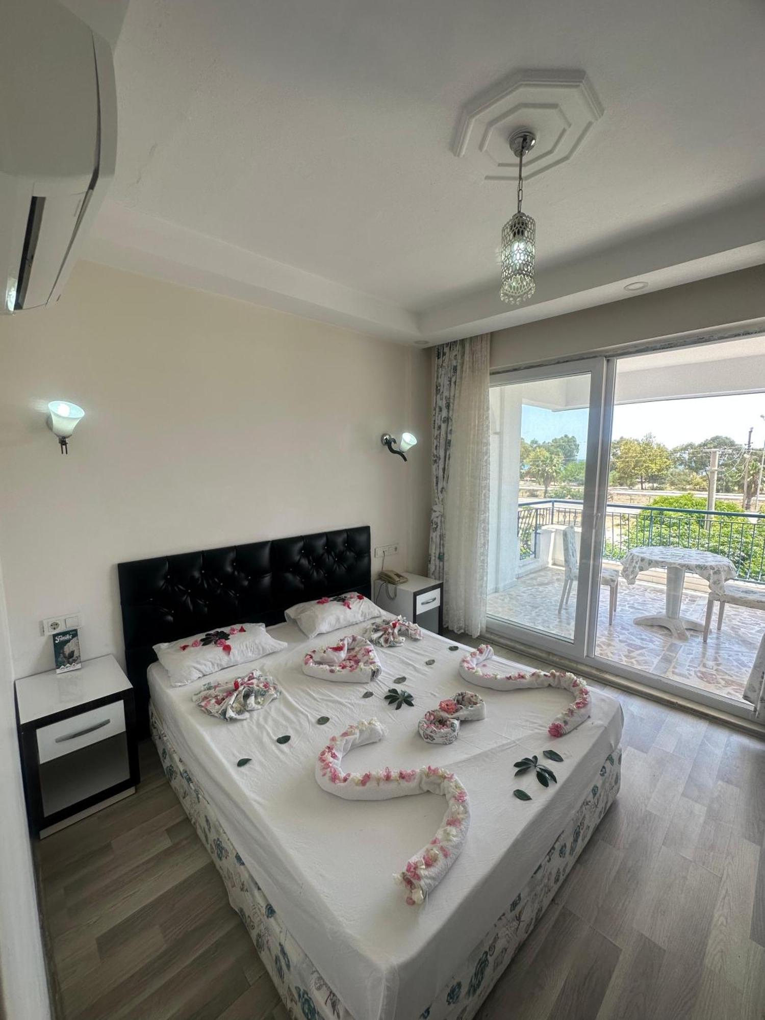 Deniz Hotel Finike Ngoại thất bức ảnh